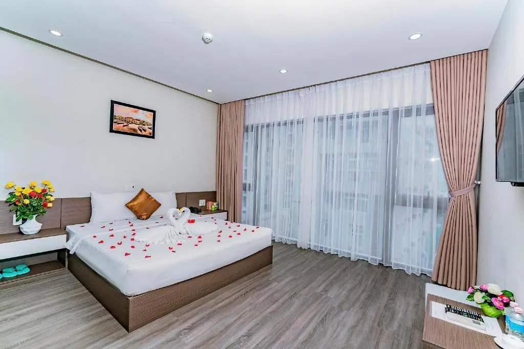The Shann Hotel Danang